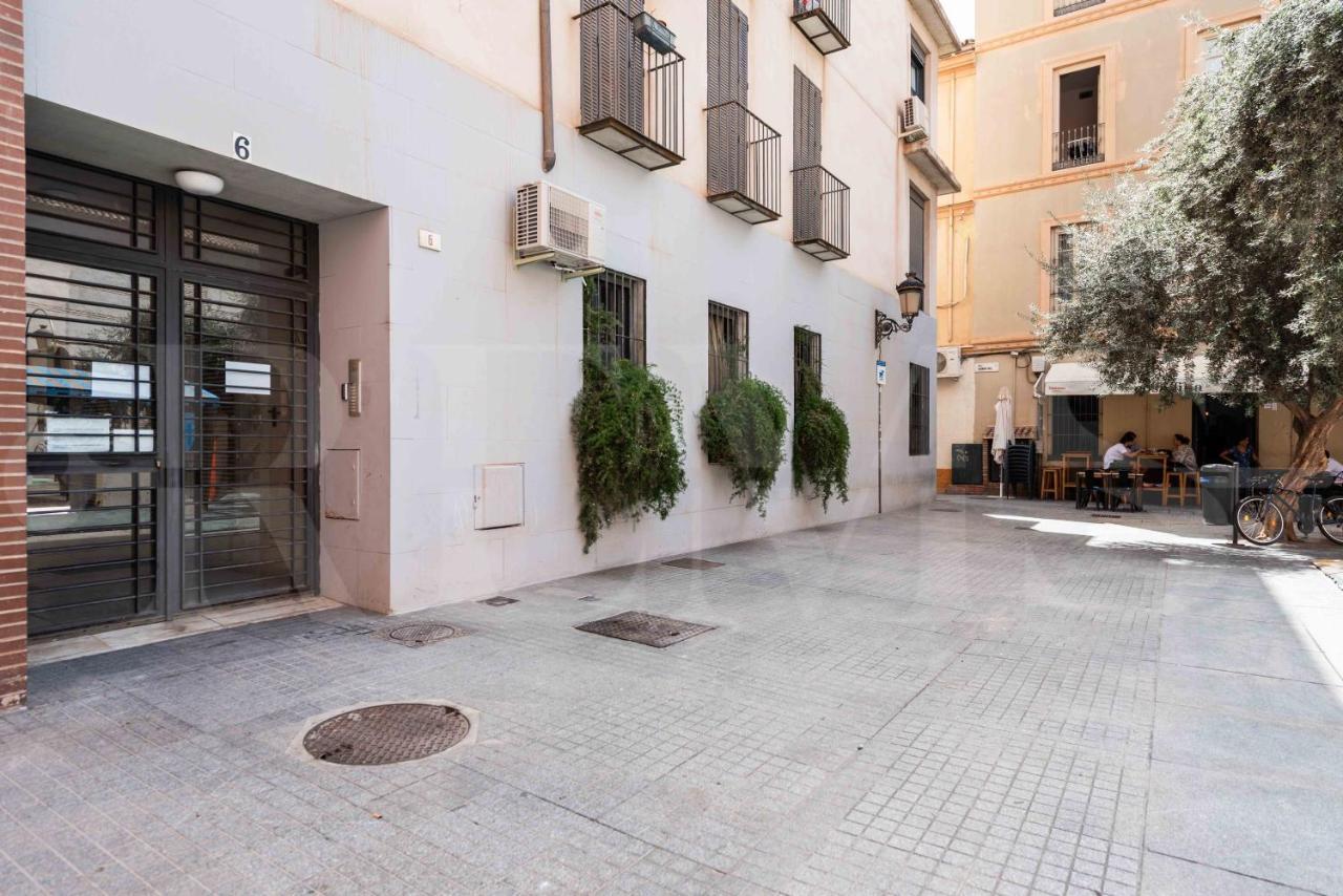 Inviting Apartment In The Heart Of Malaga By Rems Exterior foto