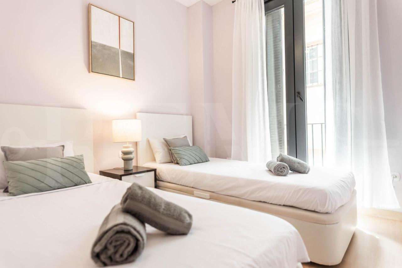 Inviting Apartment In The Heart Of Malaga By Rems Exterior foto